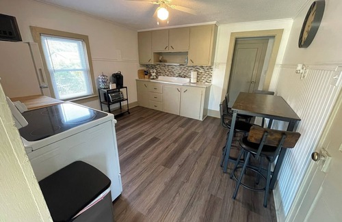 Espy Apartment | The Perch - Cozy, Dog-Friendly, Small Town Retreat