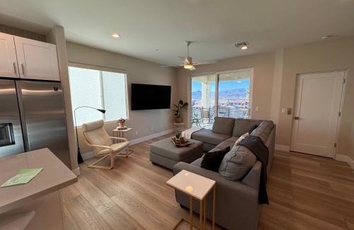 Lake Havasu City House | The Perch Downtown