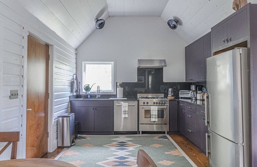 Pond Eddy House | The Perch– Stylish River Retreat Nr Delaware River