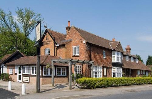 Chilworth Hotel | The Percy Arms