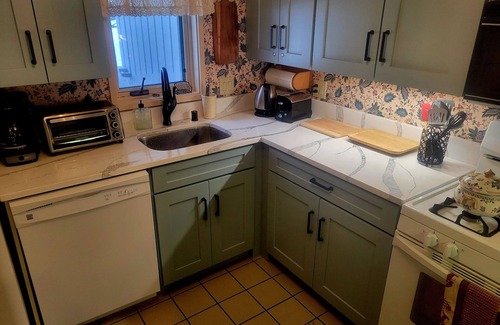 Stowe Area House | The perfect adult couples retreat. 2-king bedroom right along the Mountain Road.