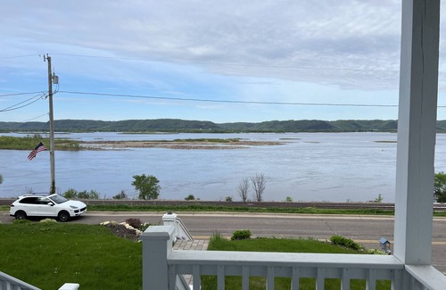 Minneiska House | The Perfect All Seasons Getaway