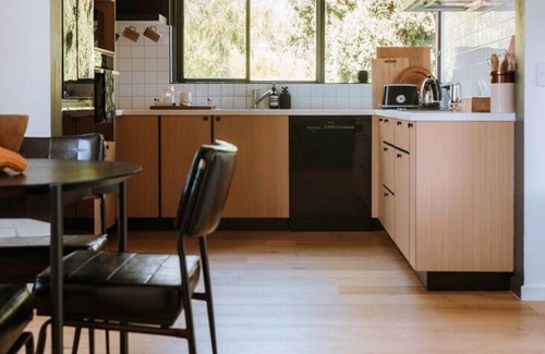 Sandy Bay Apartment | The Perfect Apartment