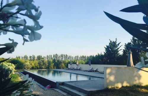 Puyvert Apartment | The perfect base camp to relax and explore the charm of Provence