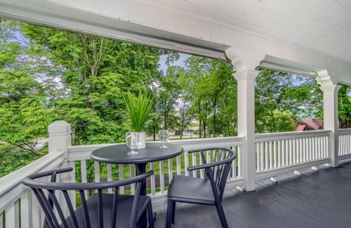 Kingston Apartment | the perfect blend of history, comfort, and convenience
