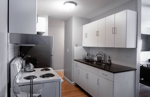 Whittier Apartment | The Perfect Downtown Escape: Spacious and Modern 1BR Apartment in Prime Location