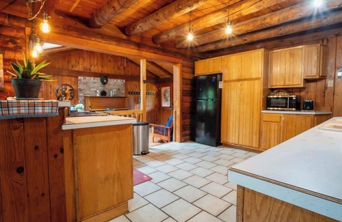 Northfield Cabin | The Perfect Family Cabin Retreat! 3BR|2BTH