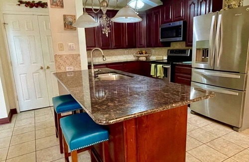 Southeast Arlington House | The Perfect family friends get away