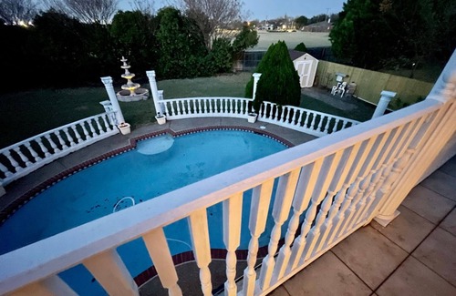 Southeast Arlington House | The Perfect family friends get away