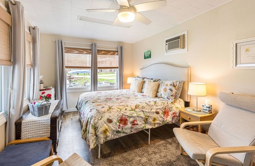 Cloverdale House | The Perfect Get Away - All Who Wander Are Not Lost!