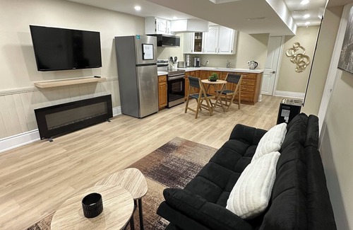 Orangeville House | The Perfect Getaway