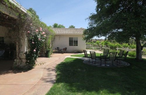 Temecula Apartment | The Perfect Getaway! Temecula Wine Country Guest House. Prime Location!