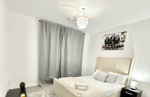 Gascoigne Apartment | The Perfect Home