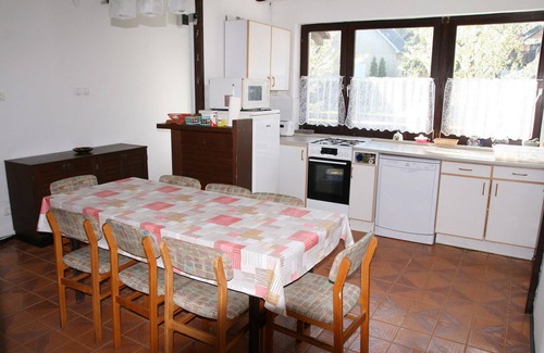 Vonyarcvashegy House | The perfect home for your Lake Balaton holiday - 4 bedroom - 8 people - garden