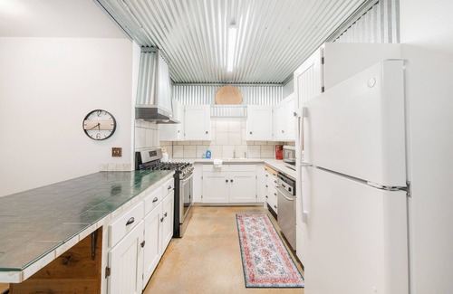 Eufaula House | The perfect Lake Eufaula Cove location. Welcome to the Ranch House!