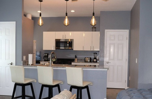 Edgewater Cottage | The Perfect Lakefront Cottage near New Smyrna Beach