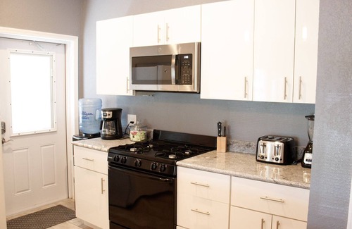 Edgewater Cottage | The Perfect Lakefront Cottage near New Smyrna Beach