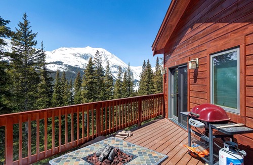 Alma House | The Perfect Mountain Getaway!