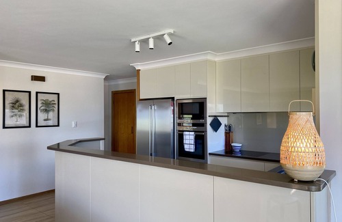 Black Head Apartment | The perfect place where you can have your morning coffee with a side of beach