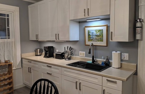 Bar Harbor Apartment | The Perfect Victorian (downtown)