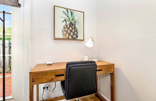 Northwest Raleigh House | The Perky Pineapple; Quiet Ranch; 2 King Beds; Well Appointed; Centrally Located