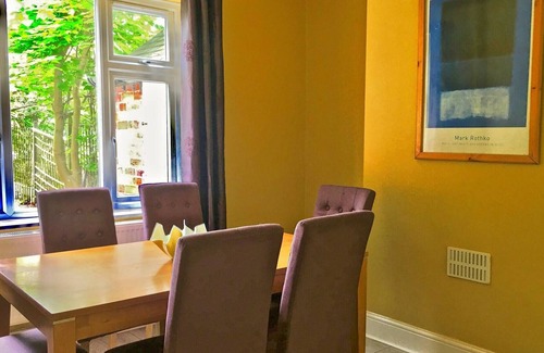 Mapperley House | The Perry Road Four Bedroom House no240
