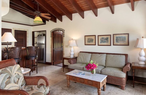 Maho Bay Quarter Villa | The Peter Bay 1BR Penthouse Suite at St John's Most Prestigious Address