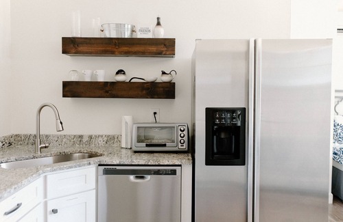 Isle of Palms Apartment | The Petite Retreat - Walk to Mayo Clinic!