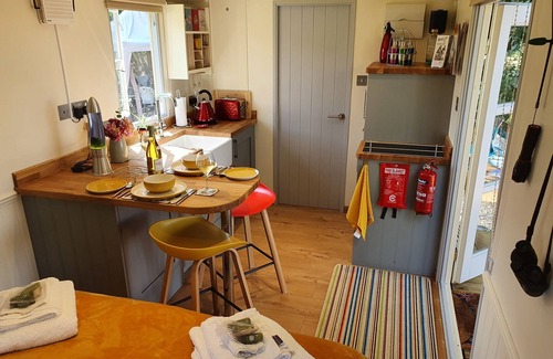 Attleborough Apartment | The Pheasant Shepherds Hut