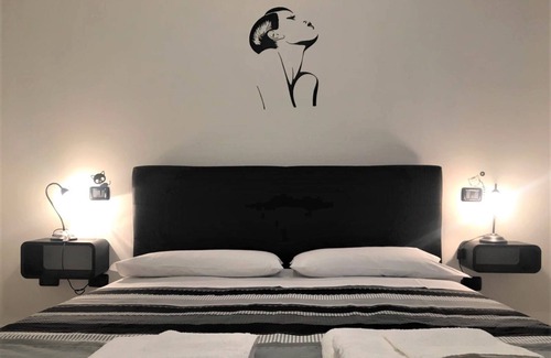 Castelletto di Momo Apartment | "The phrase" - Independent apartment