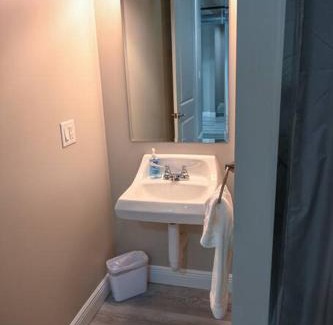 Biloxi Apartment | The Picard Room