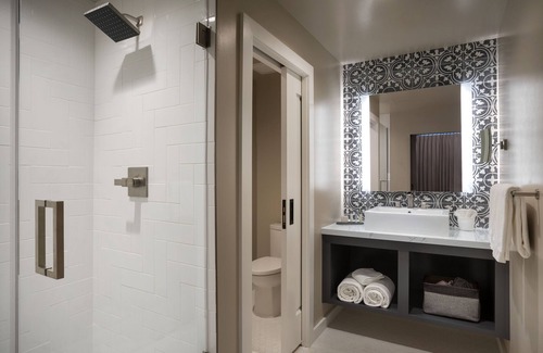 Paso Robles Hotel | The Piccolo