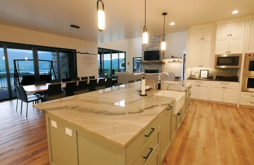 Ogden House | The Pickleball Gathering Place | 10 Bed, 9 Bath