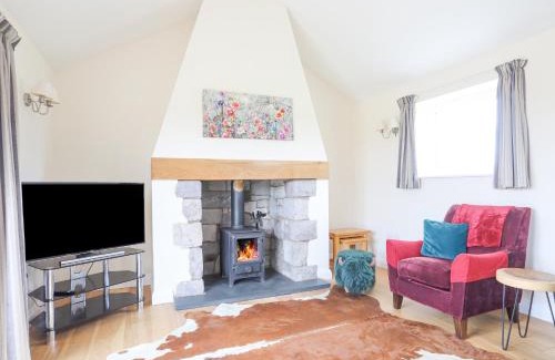 Rhyd-y-foel House | The Piggery