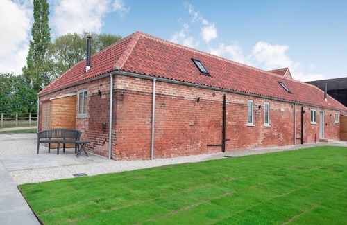 Kneesall Cottage | The Piggery is the perfect rural retreat just for four.