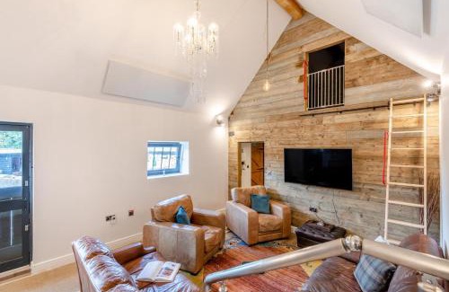 Maidstone House | The Piggery - West Farleigh