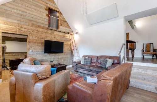 Maidstone House | The Piggery - West Farleigh