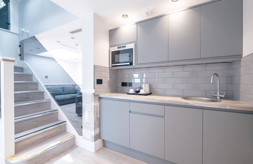 Hendon Hotel | The Pillar Hotel