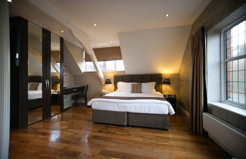 Hendon Hotel | The Pillar Hotel