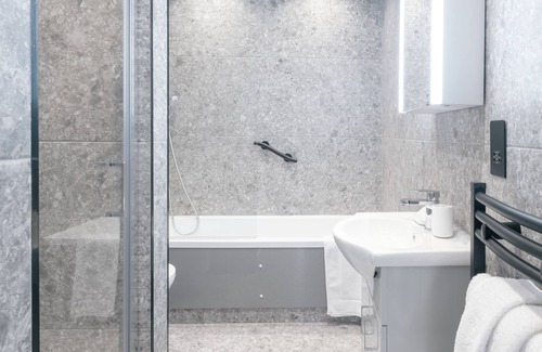 Hendon Hotel | The Pillar Hotel