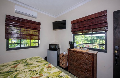 Rock Sound House | The Pilot House, Room #4 Beautiful Hotel Style Room in a Private Setting!