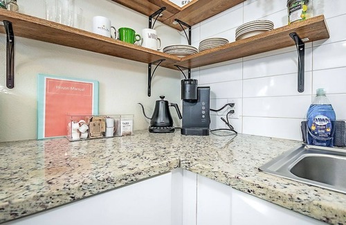 Nacogdoches Cottage | The Pine Cottage - Walking Distance to Campus