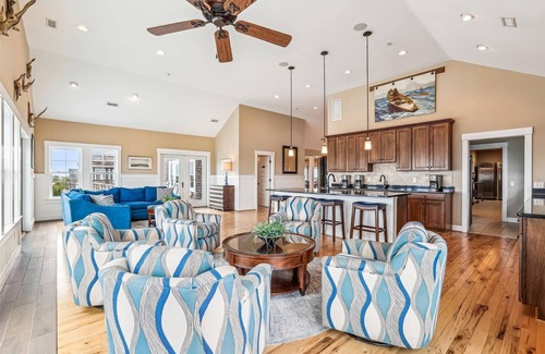 Pine Island House | The Pine Island Lodge- Spectacular 28 BR Oceanfront in Corolla