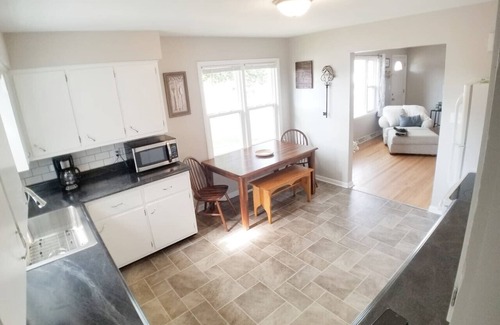 Mosinee Apartment | The Pine Street Bungalow in Mosinee