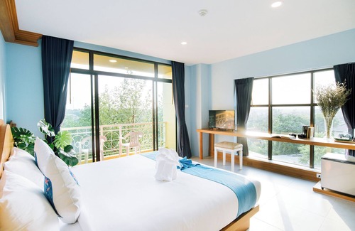 Downtown Krabi Hotel | The Pineapple Hotel