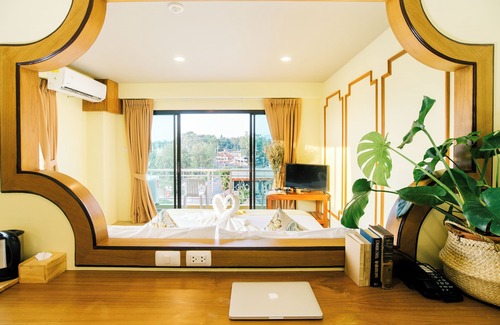 Downtown Krabi Hotel | The Pineapple Hotel