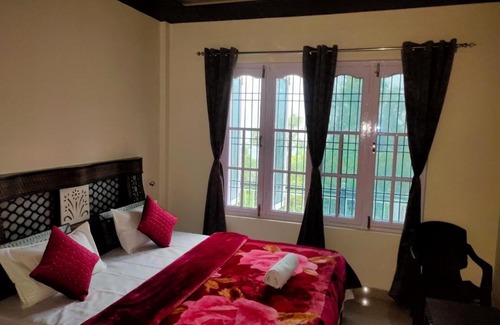 Dalhousie House | The Pinelamp Homestay Lachori