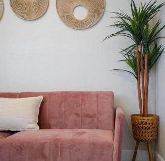 Indio House | The Pink Cactus - Desert Retreat - Luxe Pool, Golf & Game Room