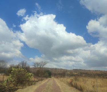 Magaliesberg Apartment | The Pink chair questhouse