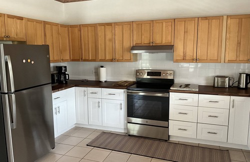Great Exuma House | The Pink @ Hoopers Bay Beach